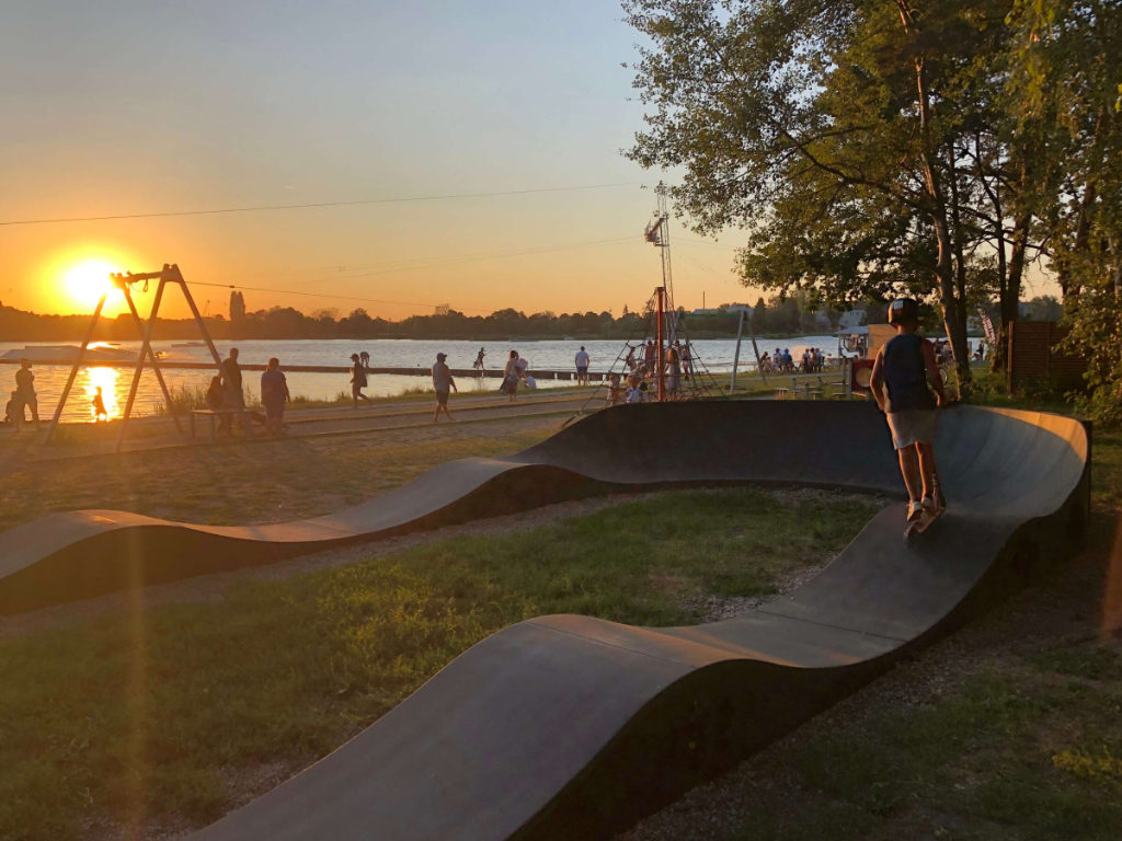 Central Wake Park - tor pumptruck
