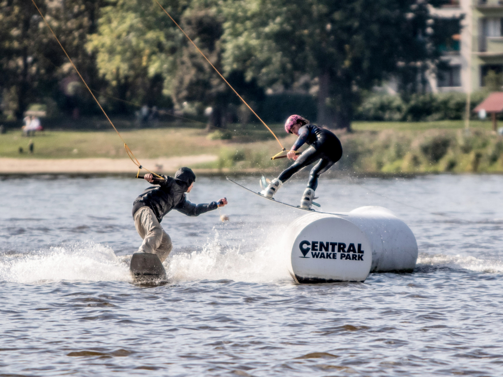 Central Wake Park - szkolenia